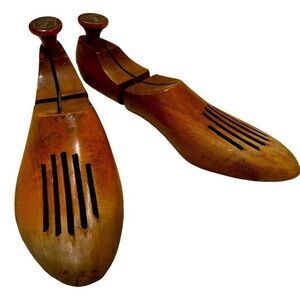 Vintage Wooden Shoe Tree Set Mens